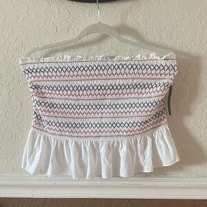 No boundaries white strapless top